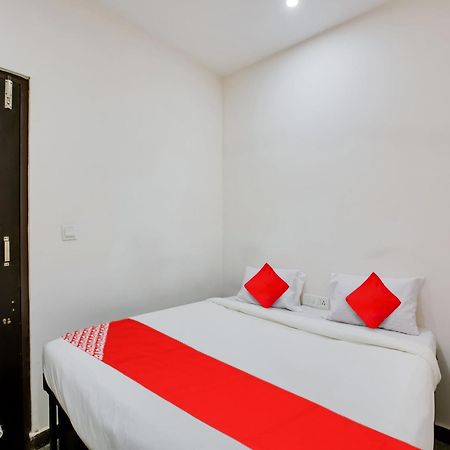 Hotel O Manjushree Boarding & Lodging Nearby Dr.Br Ambedkar Stadium Basveshwar Nagar บังกาลอร์ ภายนอก รูปภาพ