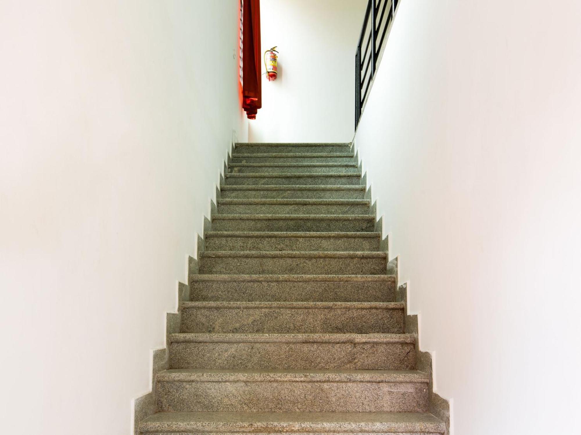 Hotel O Manjushree Boarding & Lodging Nearby Dr.Br Ambedkar Stadium Basveshwar Nagar บังกาลอร์ ภายนอก รูปภาพ