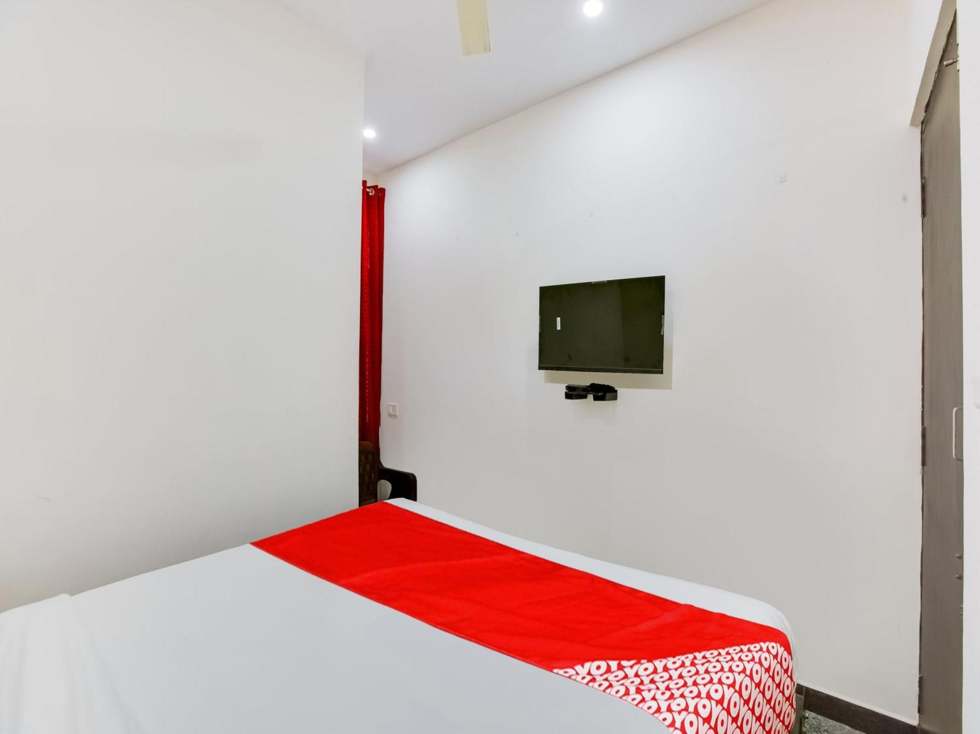 Hotel O Manjushree Boarding & Lodging Nearby Dr.Br Ambedkar Stadium Basveshwar Nagar บังกาลอร์ ภายนอก รูปภาพ
