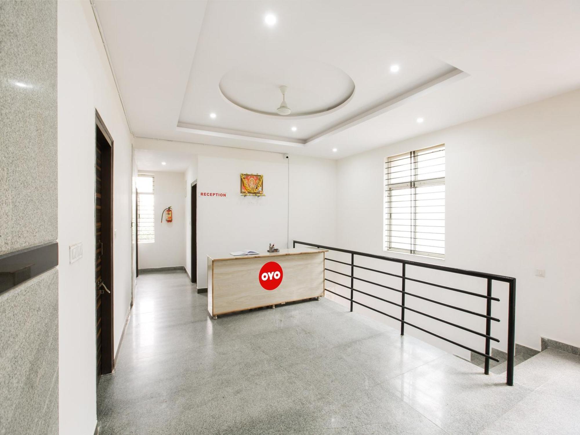Hotel O Manjushree Boarding & Lodging Nearby Dr.Br Ambedkar Stadium Basveshwar Nagar บังกาลอร์ ภายนอก รูปภาพ