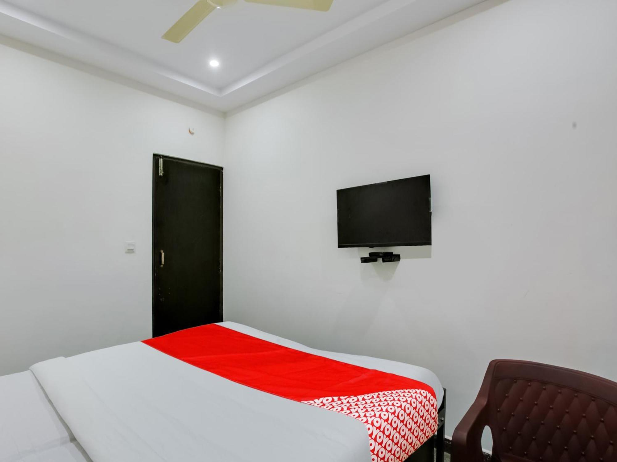 Hotel O Manjushree Boarding & Lodging Nearby Dr.Br Ambedkar Stadium Basveshwar Nagar บังกาลอร์ ภายนอก รูปภาพ