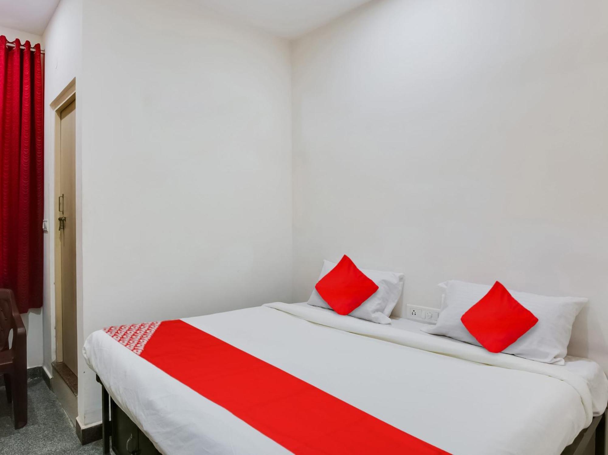 Hotel O Manjushree Boarding & Lodging Nearby Dr.Br Ambedkar Stadium Basveshwar Nagar บังกาลอร์ ภายนอก รูปภาพ